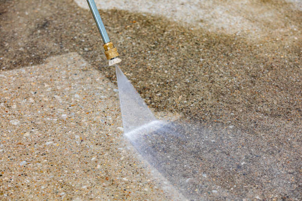 Best Rust Removal  in Tukwila, WA